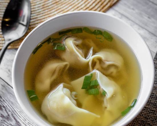 Order Wonton Soup food online from Food King Express store, Hauppauge on bringmethat.com