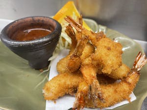 Order 9. Crispy Shrimp or Squid food online from Sawasdee Thai Cuisine store, San Antonio on bringmethat.com