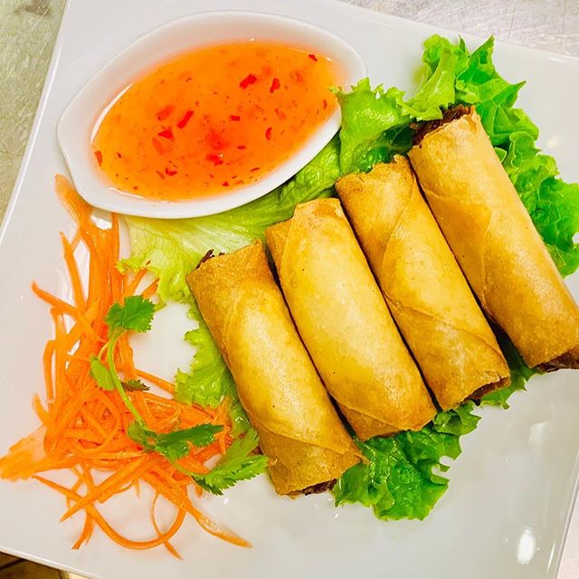 Order G13. Fried Egg Rolls food online from Fresh Fast Smoothie store, Gilbert on bringmethat.com