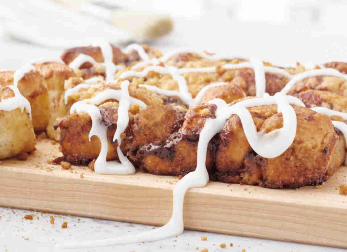 Order Cinnamon Pull Apart food online from Papa Johns Pizza store, Easton on bringmethat.com