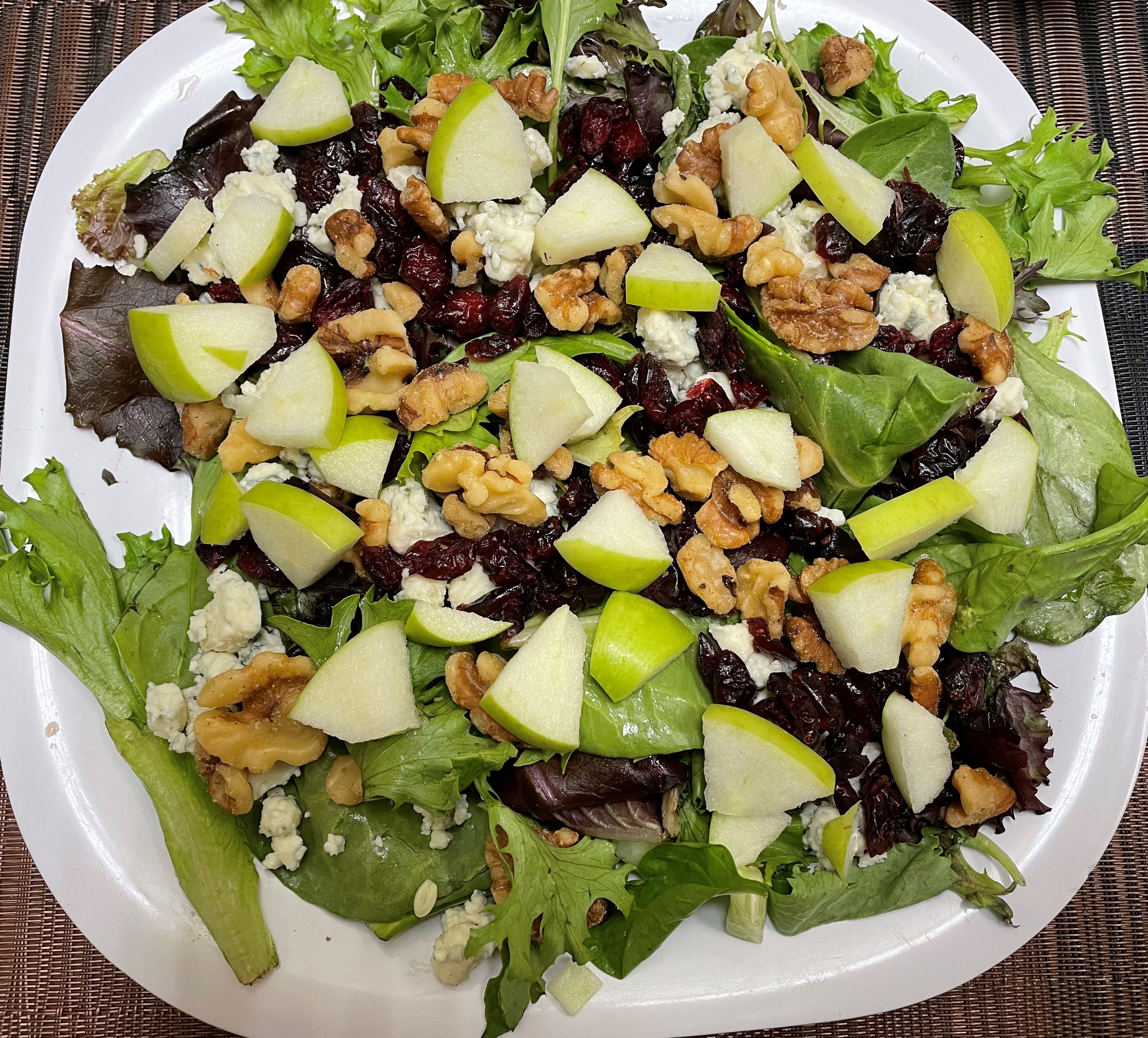 Order 117. Granny Smith Apple, Cranberry and Walnut Salad food online from Sofia Pizza House store, Quincy on bringmethat.com