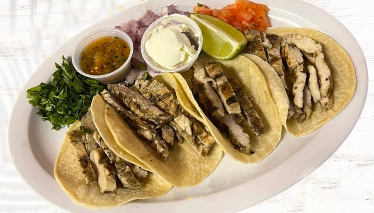 Order Tacos Pollo ( 4 Tacos) food online from 787 Restaurant And Bar store, El Paso on bringmethat.com