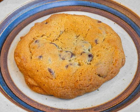 Order Chocolate Chip Cookie food online from Cherry Espresso Bar store, New Orleans on bringmethat.com