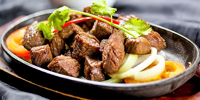 Order Shaking Beef Filet Mignon food online from Pho Tick Tock store, San Jose on bringmethat.com