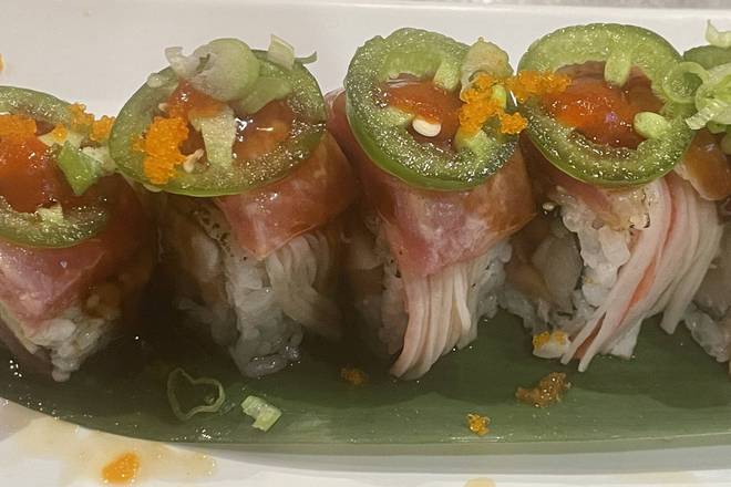Order 29 Fire Tuna Roll food online from Ding Asian Fusion store, Bethany on bringmethat.com