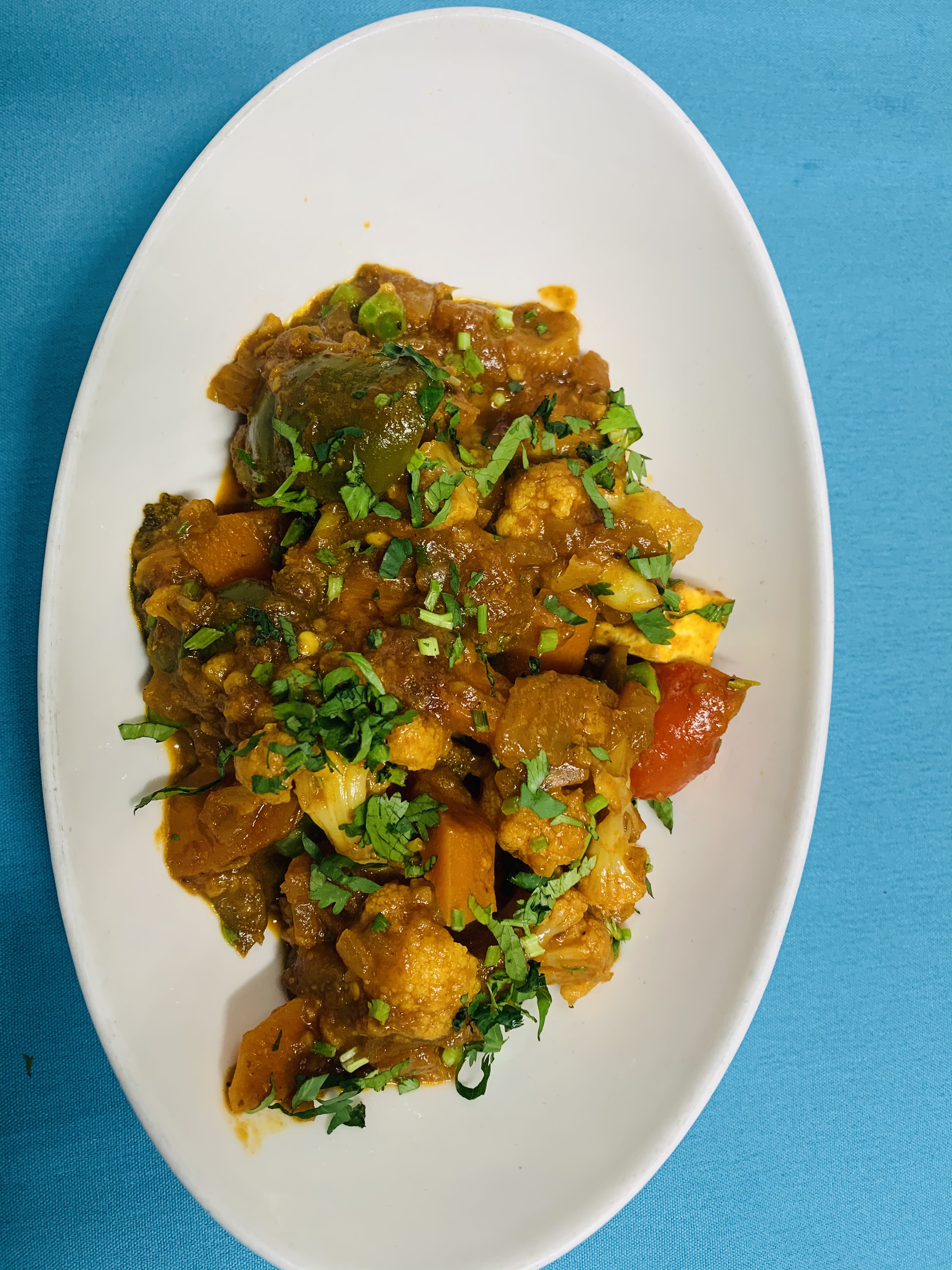 Order Vegetable Jalfrezi food online from Aahar Indian Cuisine store, New York on bringmethat.com