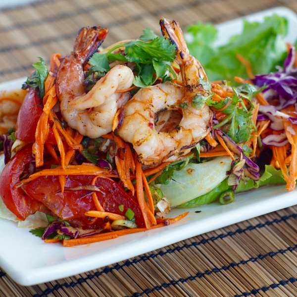 Order Grilled Shrimp Salad food online from Thai Touch Restaurant store, Glendale on bringmethat.com