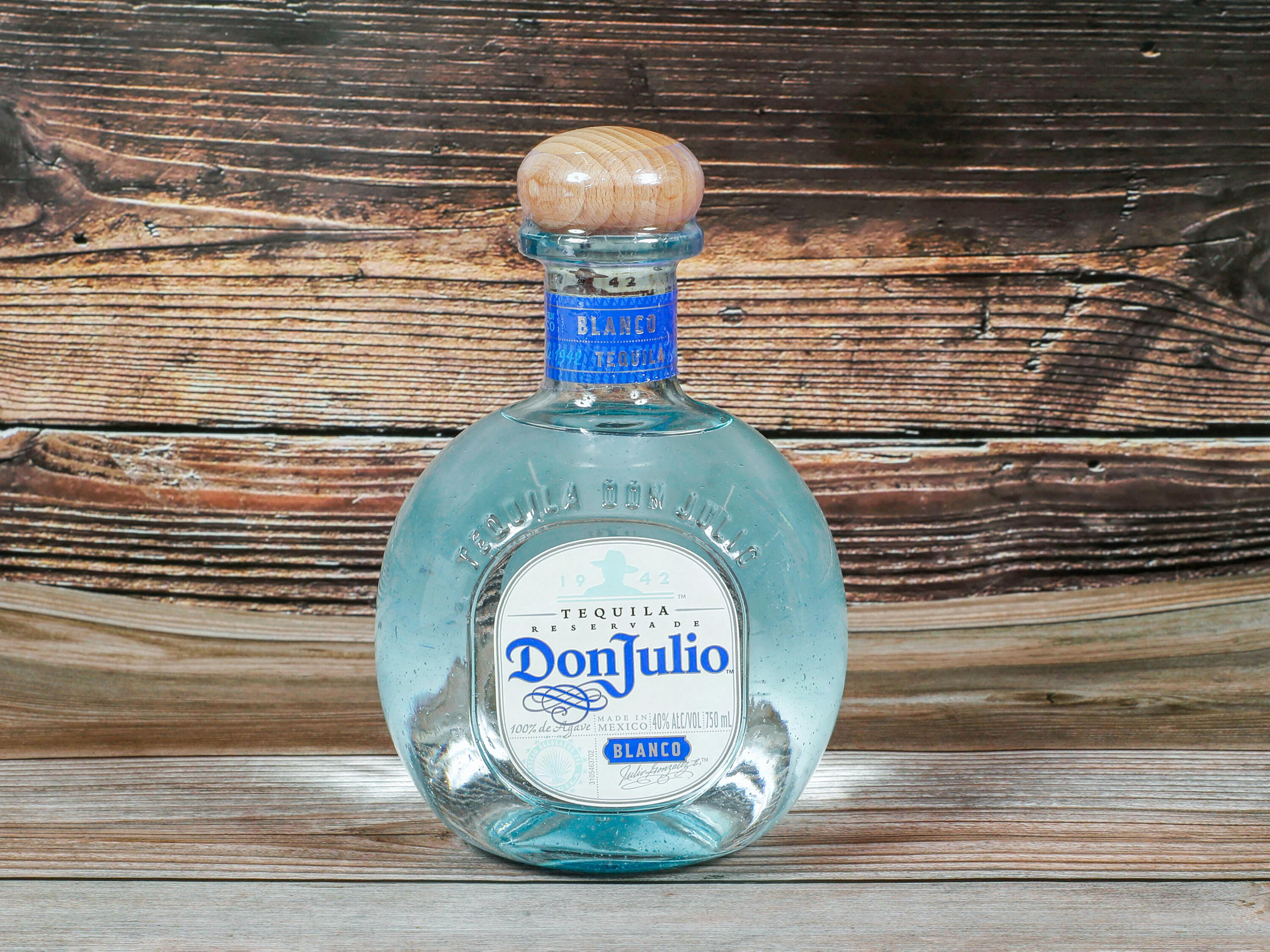 Order Don Julio Tequila Blanco, 375 ml.  food online from G & G Liquor Store store, Fresno on bringmethat.com