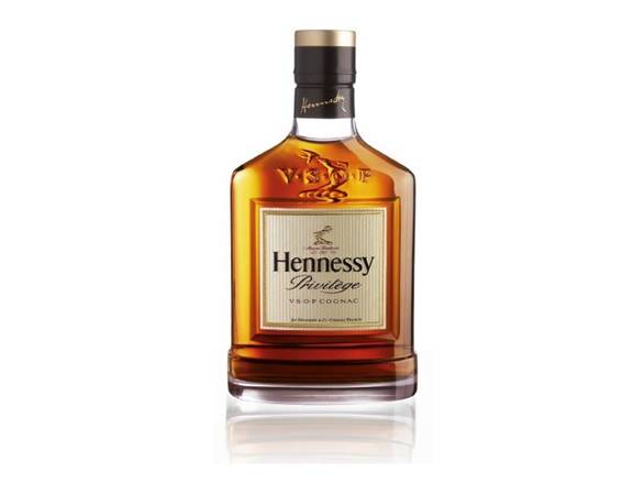 Order Hennessy V.S.O.P Cognac - 200ml Bottle food online from Josh Wines & Liquors Inc store, New York on bringmethat.com
