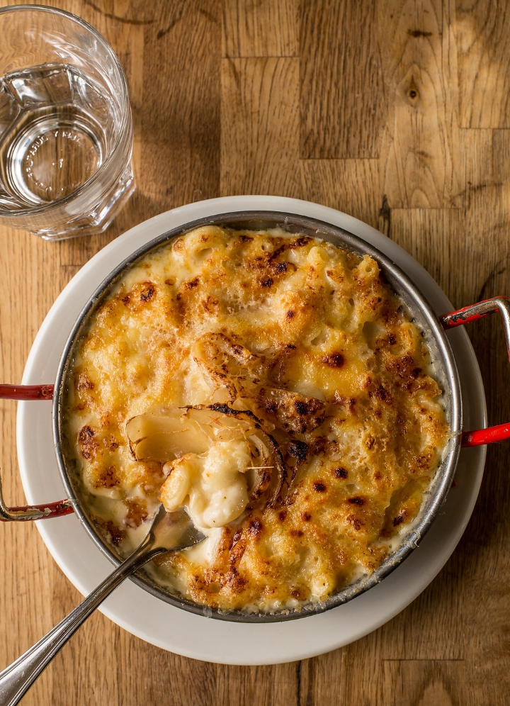 Order Mac and Cheese food online from Cafe Zona Sur store, Brooklyn on bringmethat.com