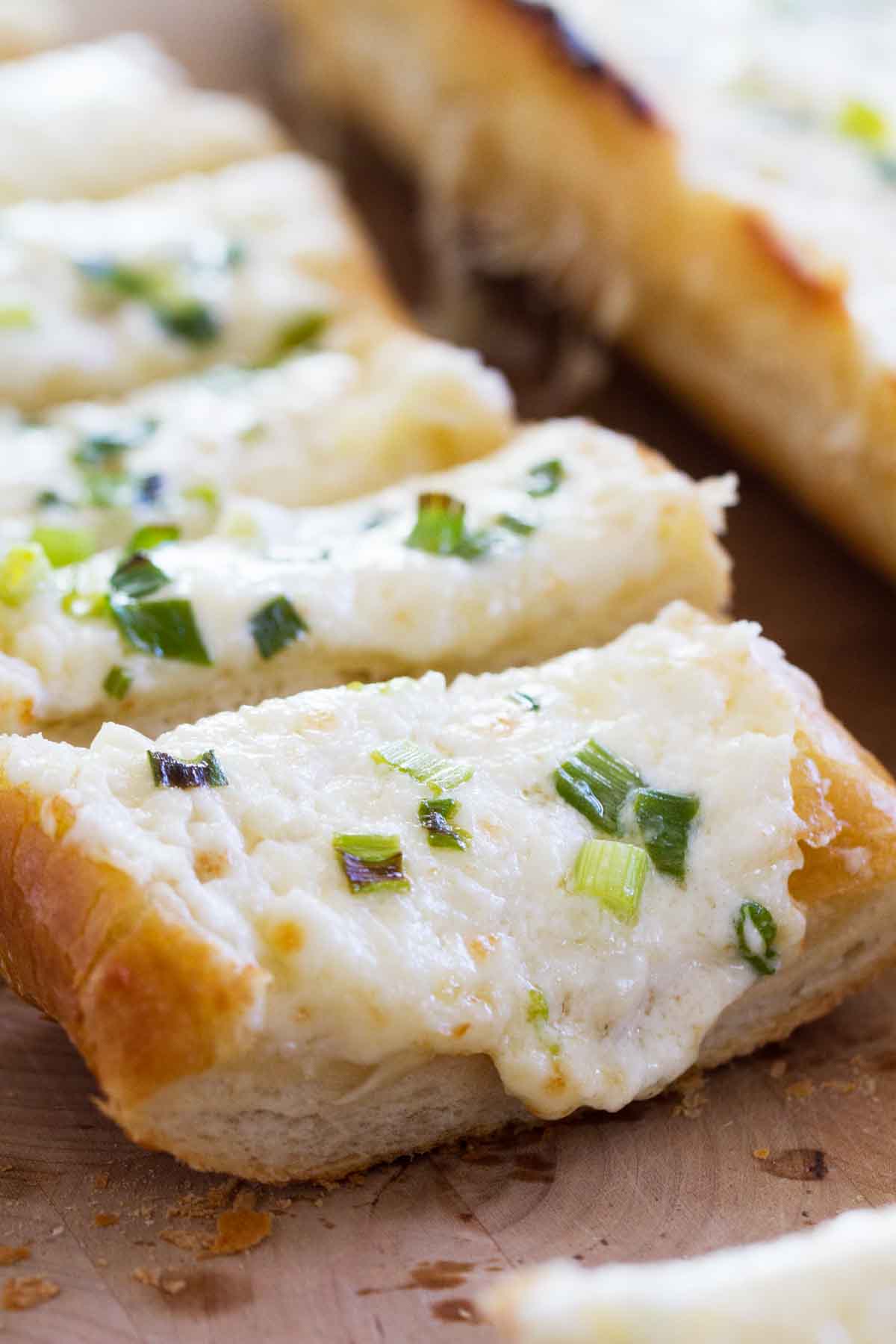 Order Garlic Bread with Cheese food online from Westbrook Pizzeria store, Cortlandt Manor on bringmethat.com