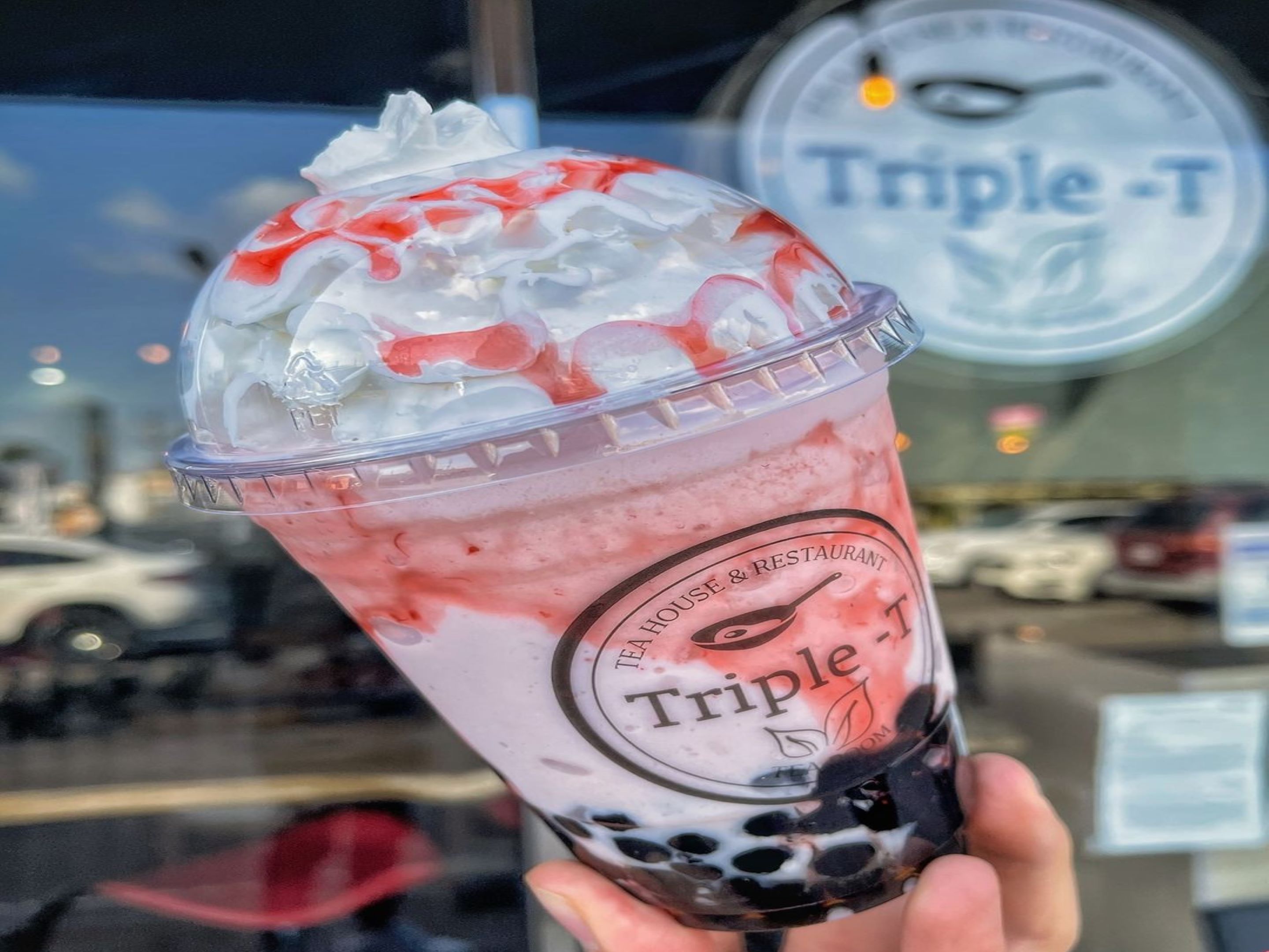 Order Strawberry Smoothie food online from Triple - T store, Gardena on bringmethat.com