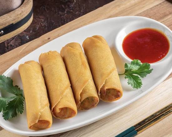 Order Egg Rolls food online from Shooting Star Cafe store, Oakland on bringmethat.com