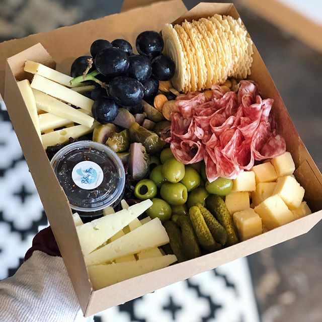 Order Cheesemonger's Cheese Plate food online from Bleu Fox Cheese Shop store, Chattanooga on bringmethat.com