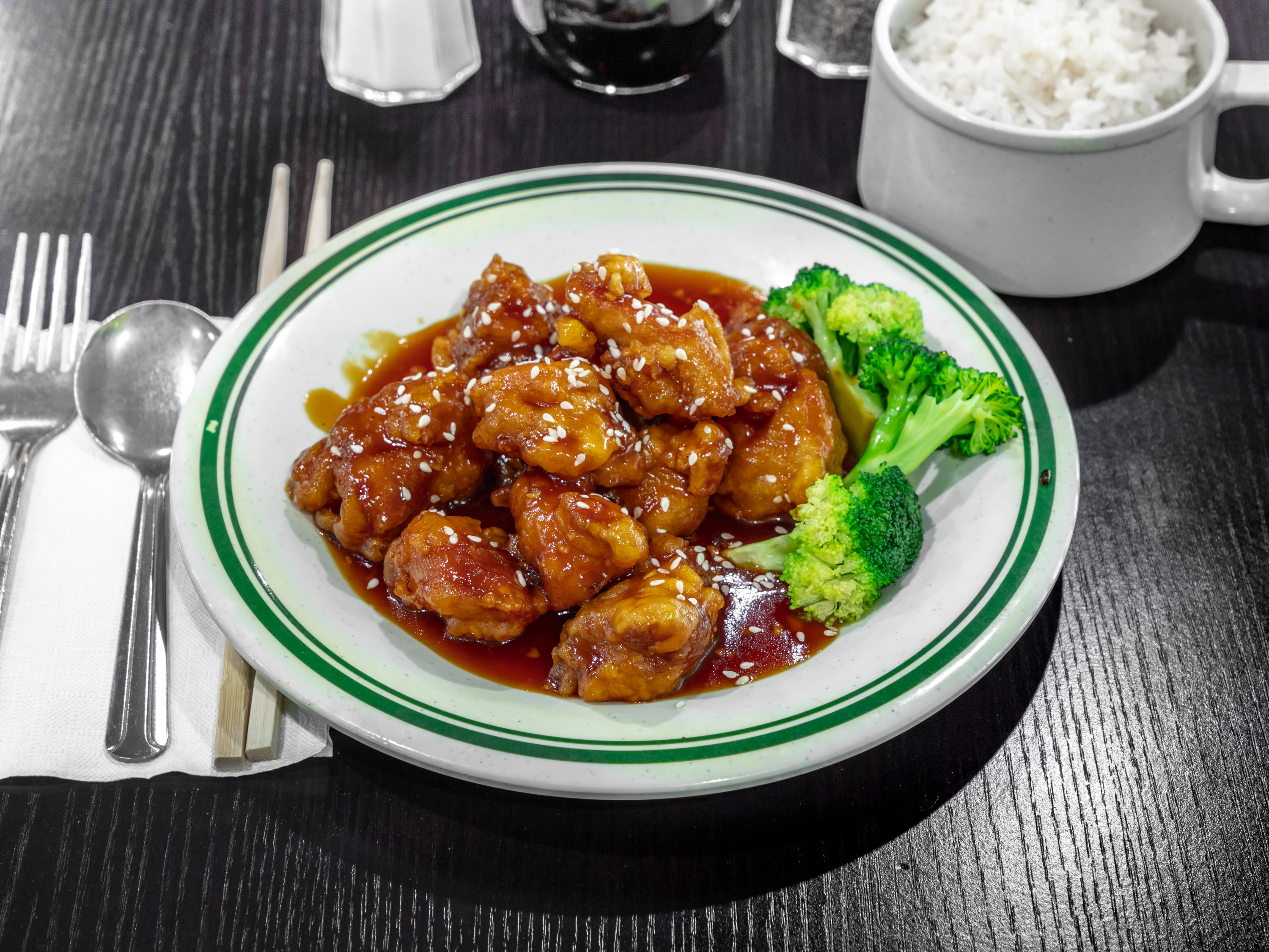 Order S5. Sesame Chicken food online from Asian Buffet store, Watauga on bringmethat.com