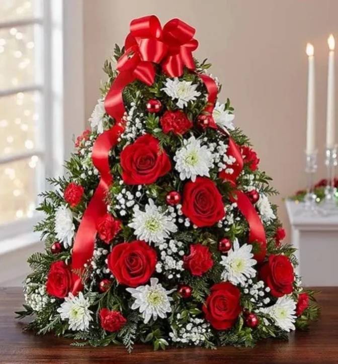Order christmas tree traditional  food online from Eugenia Flowers store, Cicero on bringmethat.com