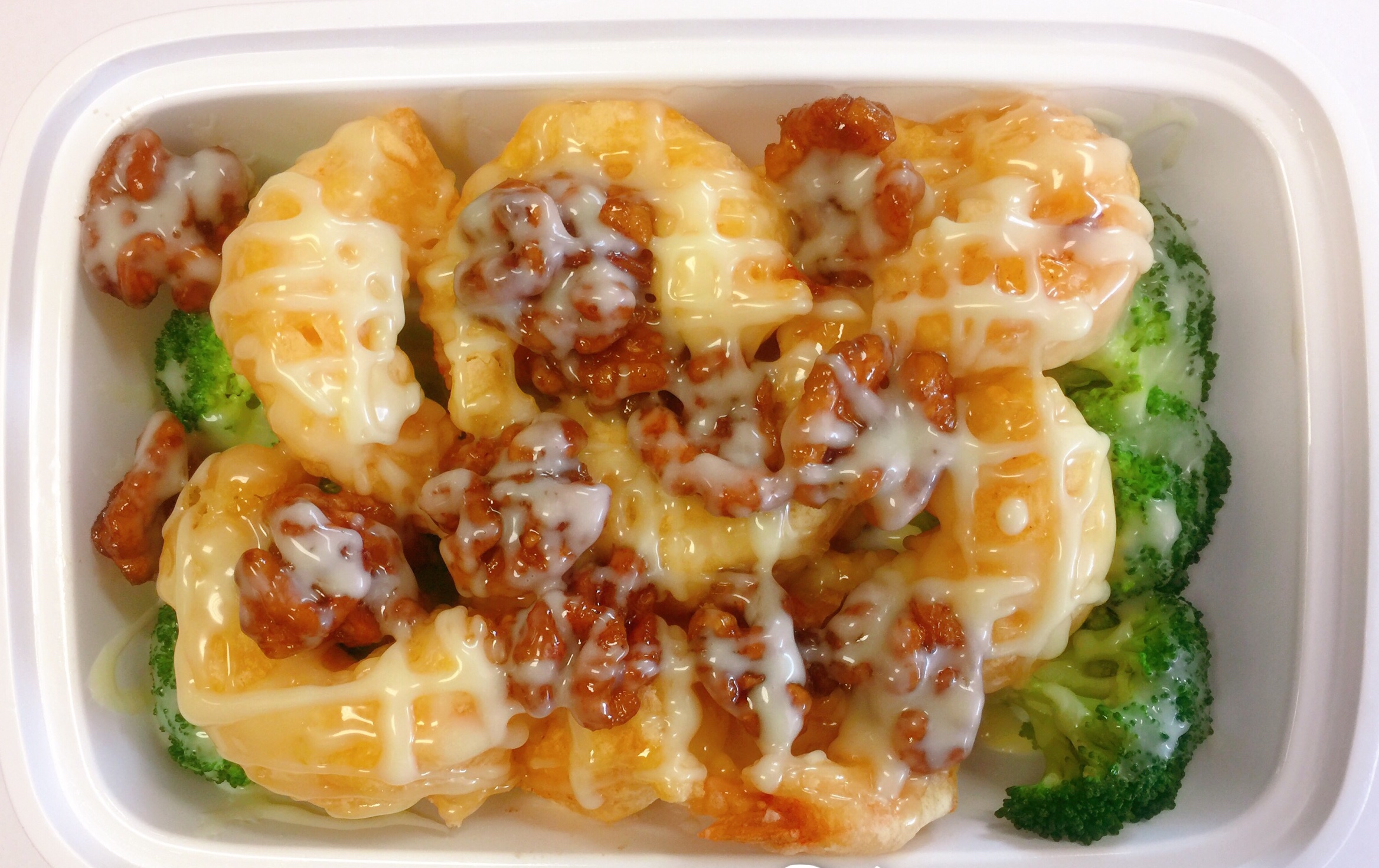 Order S19. Walnut Shrimp Chef Special food online from Great Wall store, Gilbertsville on bringmethat.com