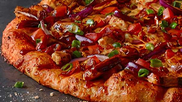 Order BBQ Chicken Pizza (Personal) food online from Round Table Pizza store, San Rafael on bringmethat.com