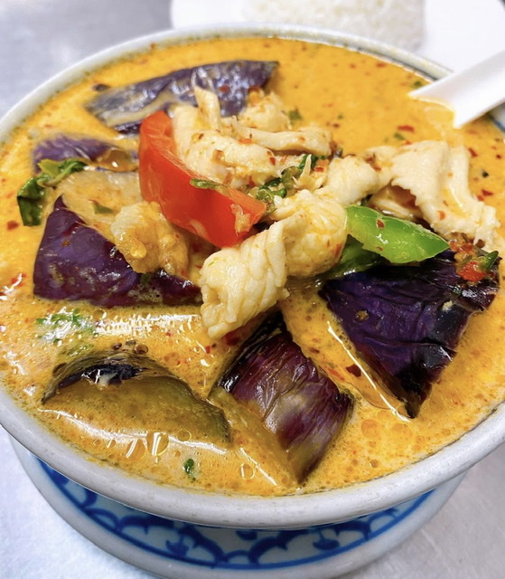 Order The River Thai Red Curry food online from The River Thai Cuisine store, Folsom on bringmethat.com