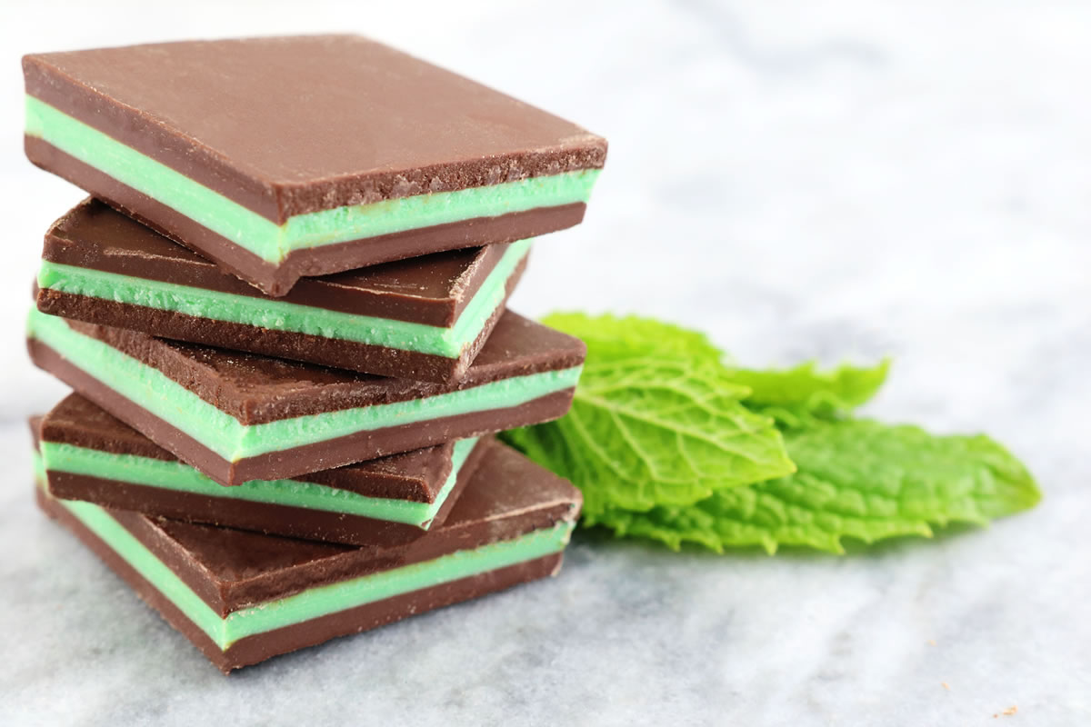 Order 2 oz. Dark Chocolate Mint Sandwiches food online from Fernwood Finest Candies store, Midvale on bringmethat.com