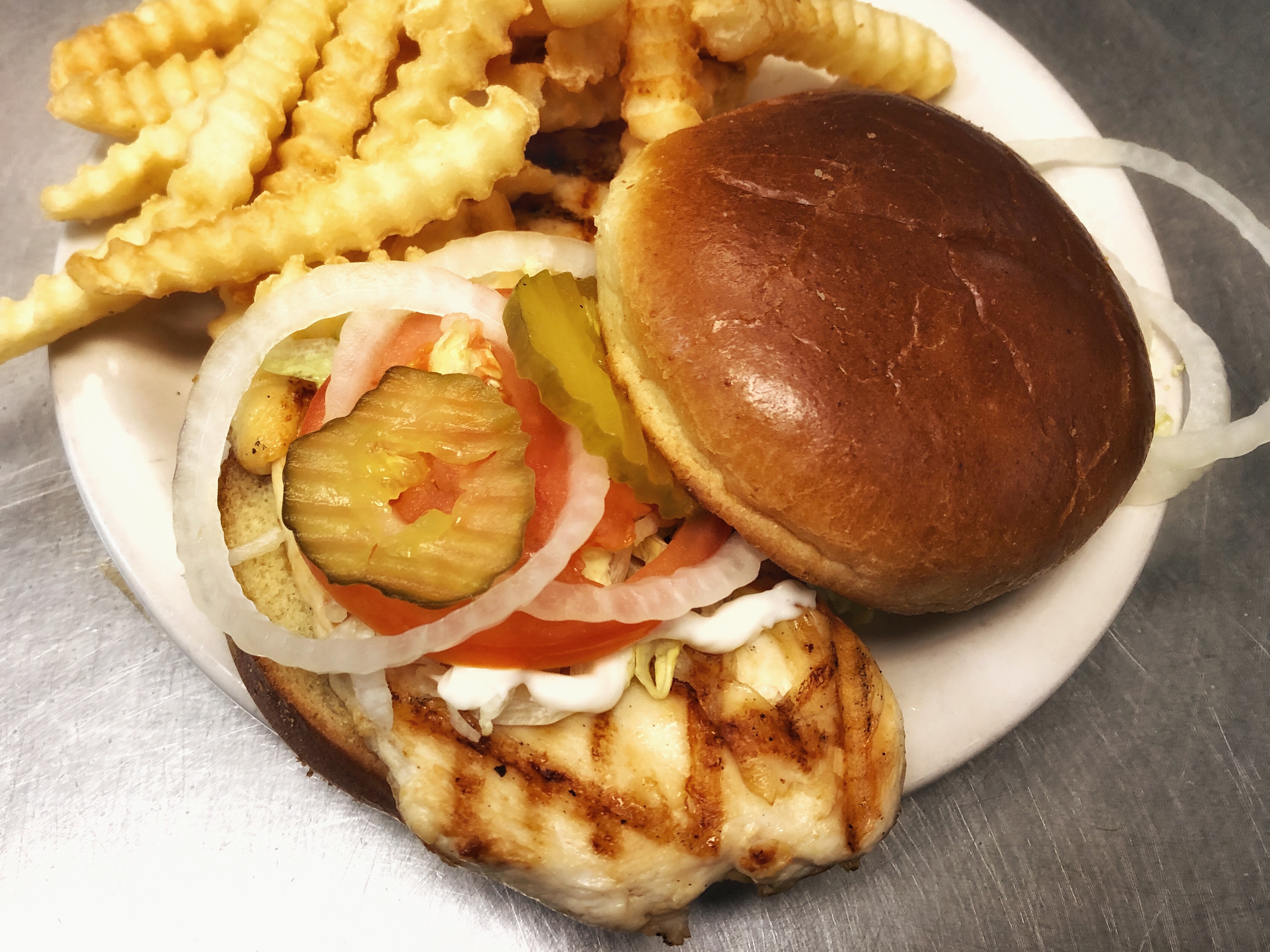 Order Chicken Sandwich food online from Loughmillers Pub & Eatery store, Indianapolis on bringmethat.com