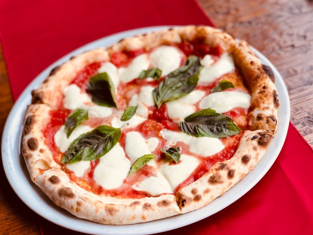 Order Margherita Pizza - 12'' food online from Pluck'd By Dirk Flanigan store, Chicago on bringmethat.com