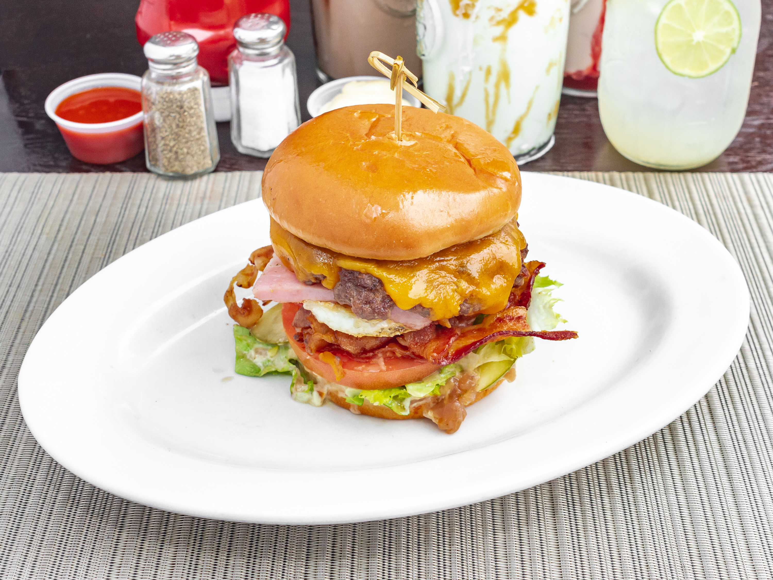 Order BB Special Burger food online from Burger Bound store, Newark on bringmethat.com