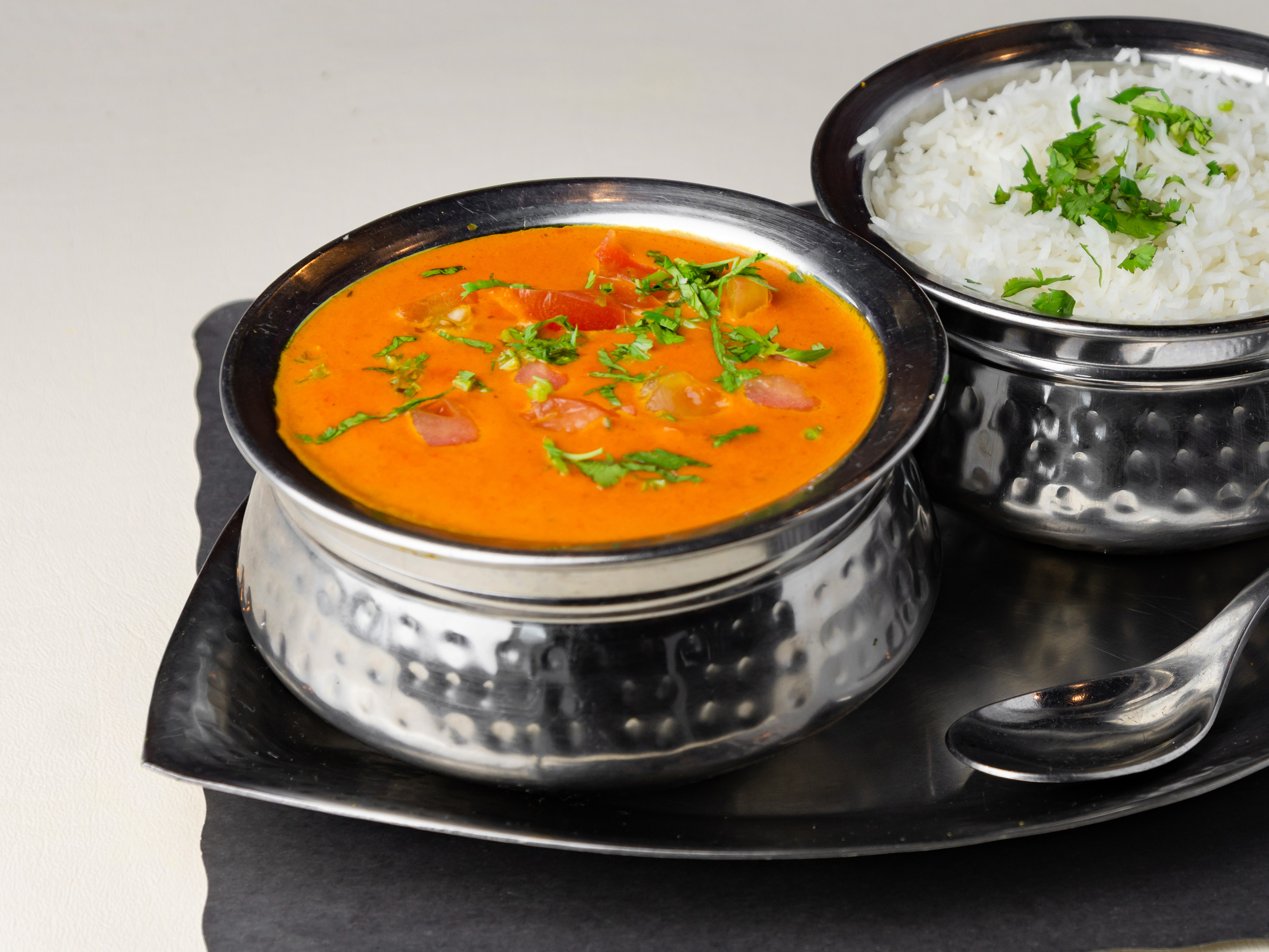 Order Paneer Tikka Masala food online from Spice Palace Indian Restaurant store, Williamsburg on bringmethat.com