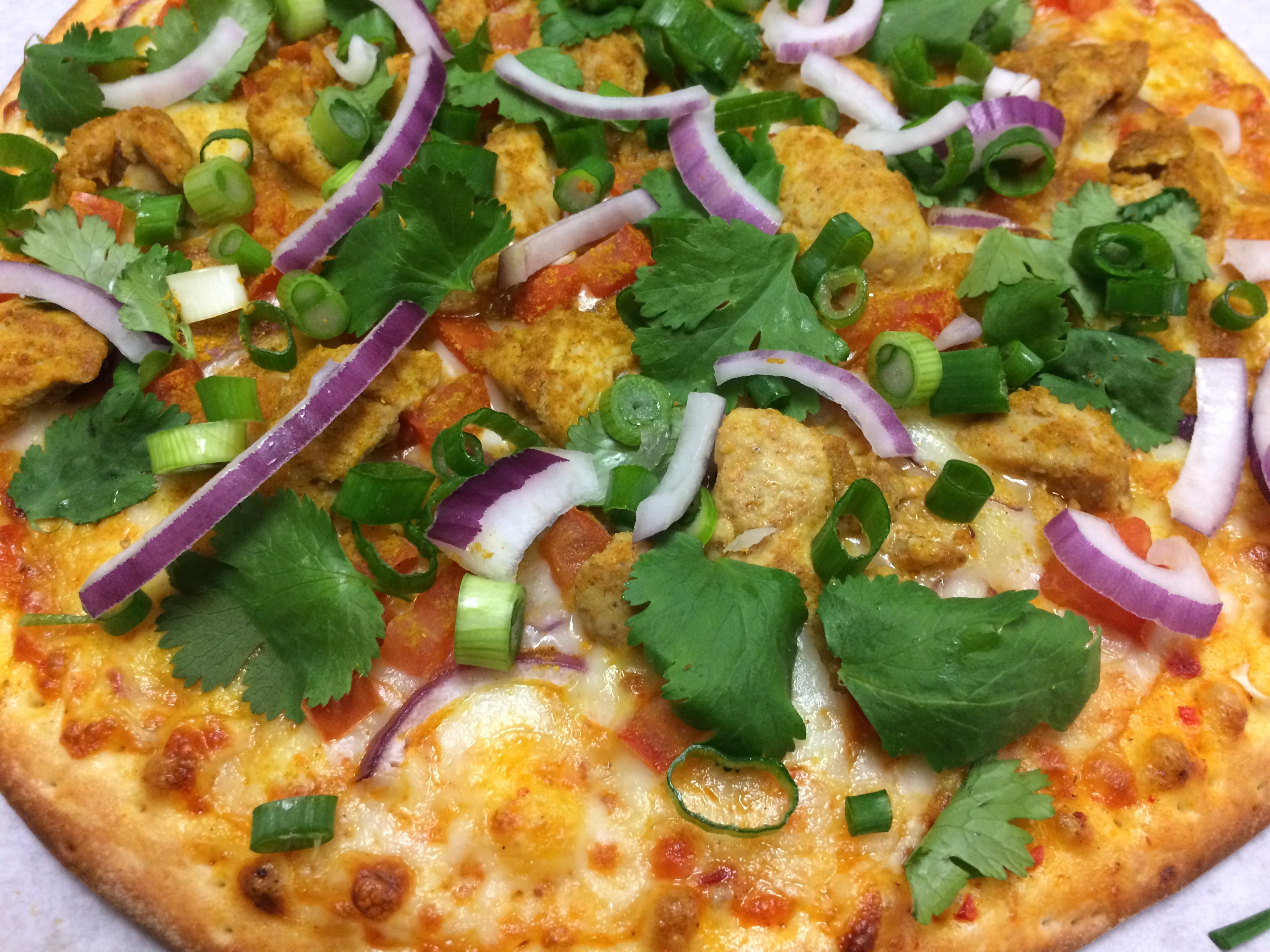Order Curry Chicken Masala Pizza - Small food online from I pizza store, Newark on bringmethat.com