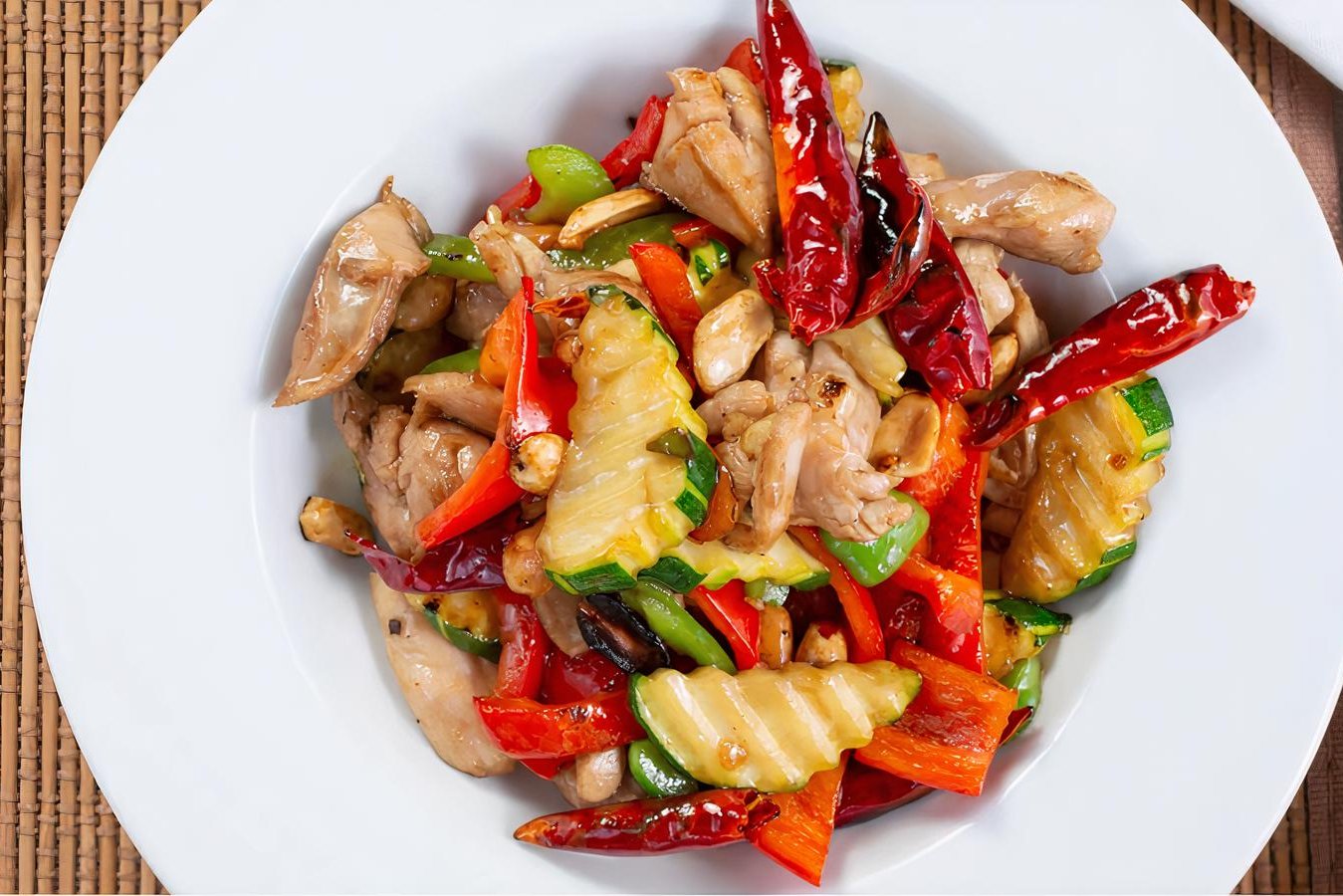 Order E24. Kung Pao Chicken food online from Chinese Yum store, Chino Hills on bringmethat.com