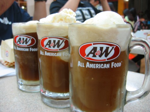 Order Root Beer Float food online from Township Line Pizza store, Drexel Hill on bringmethat.com
