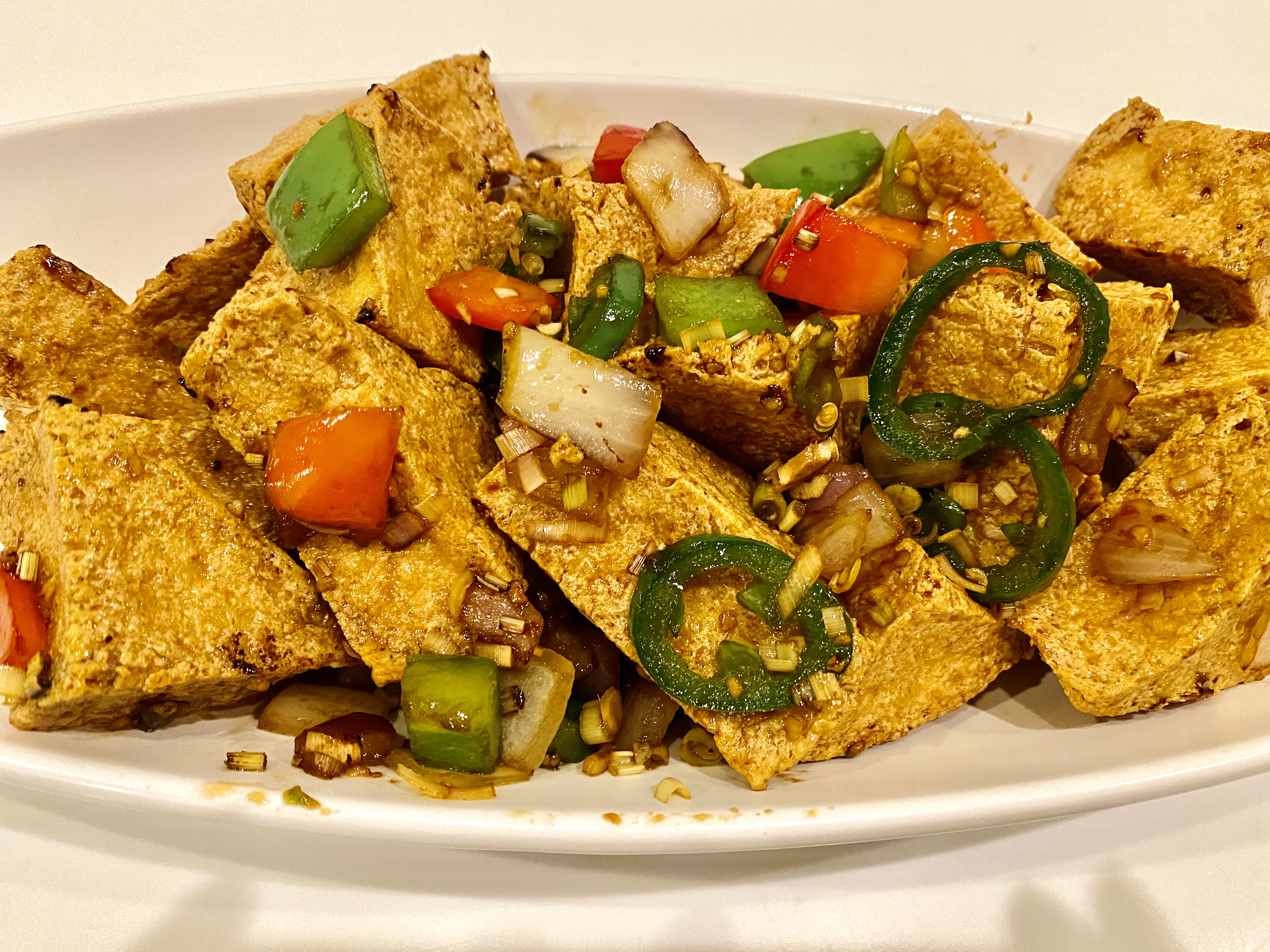 Order Spicy Lemongrass Tofu food online from Min Min Asian Cafe store, Chicago on bringmethat.com