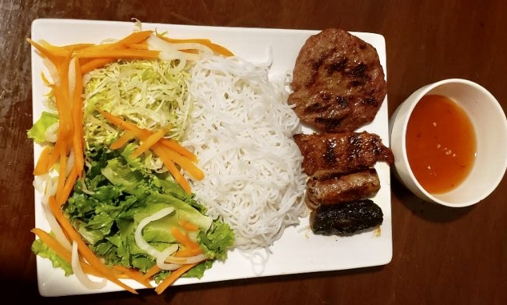 Order COMBO Grilled Pork Meatballs over Rice Vermicelli with a choice of Soda (Combo Bún chả Hà Nội + lon Soda) food online from Hello Saigon store, New York on bringmethat.com