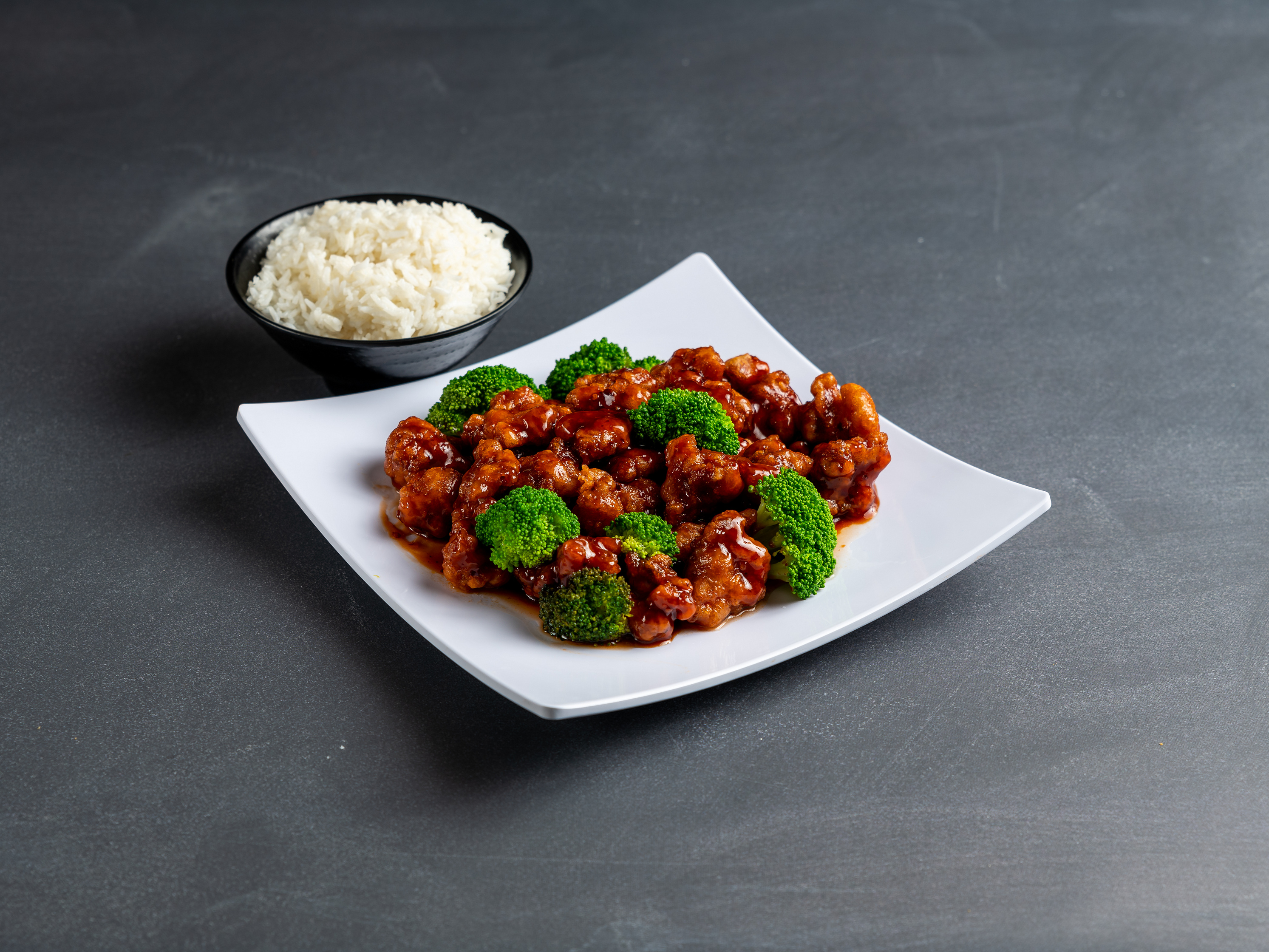 Order General Tso's Chicken Dinner food online from Taiwan Garden store, Charlottesville on bringmethat.com