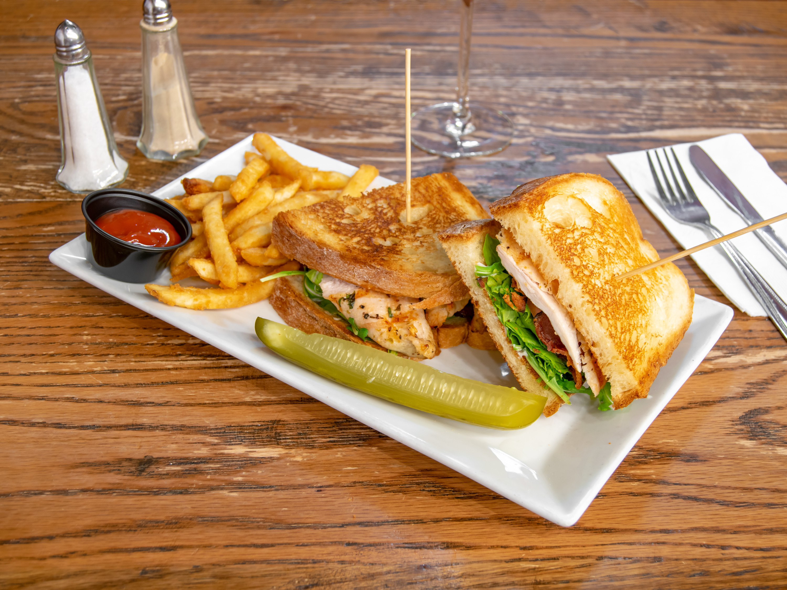 Order Grilled Chicken Sandwich food online from Jiangnan Chinese Cuisine store, New York on bringmethat.com