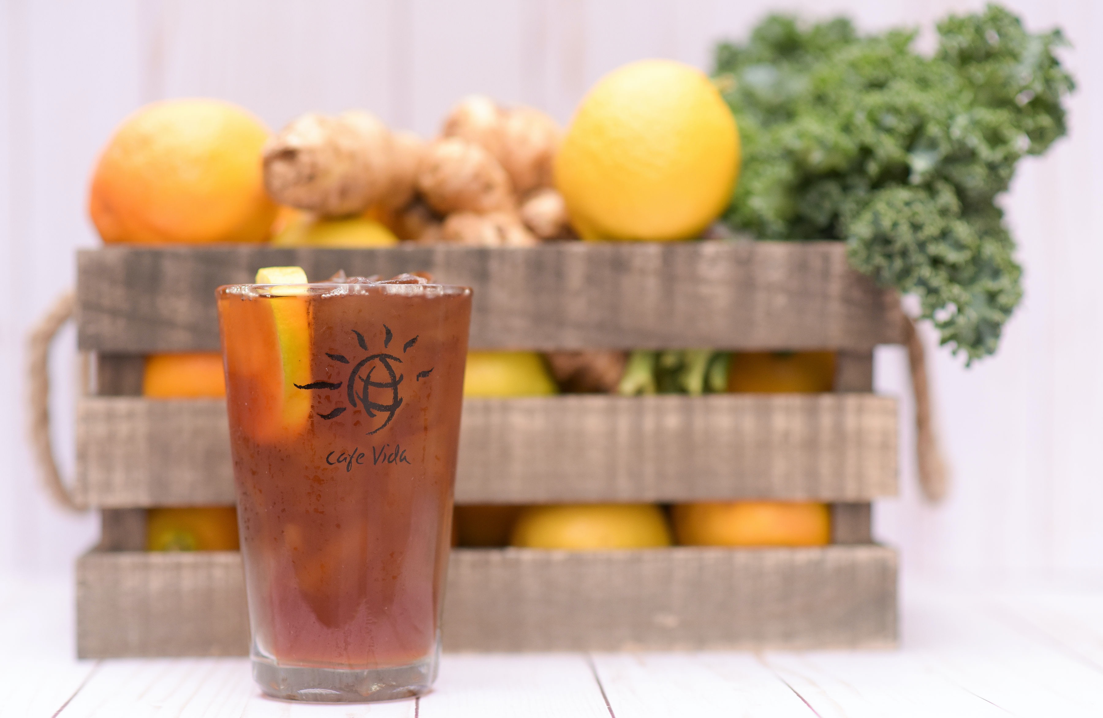 Order Black Iced Tea food online from Cafe Vida store, Pacific Palisades on bringmethat.com