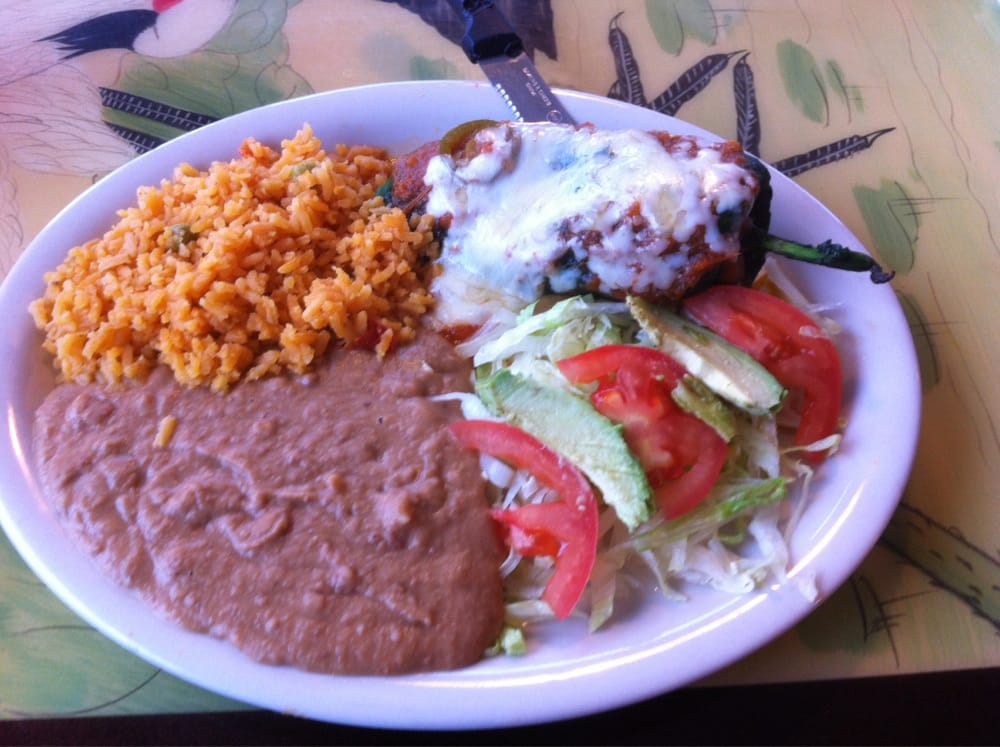 Order 26. Chile Relleno food online from Valle's Mexican Restaurant & Bar store, Waco on bringmethat.com