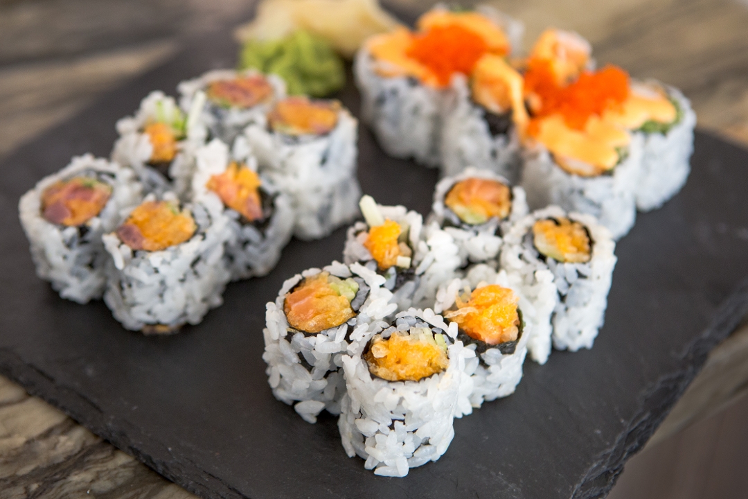 Order Spicy Maki Lunch * food online from Fuji store, Quincy on bringmethat.com