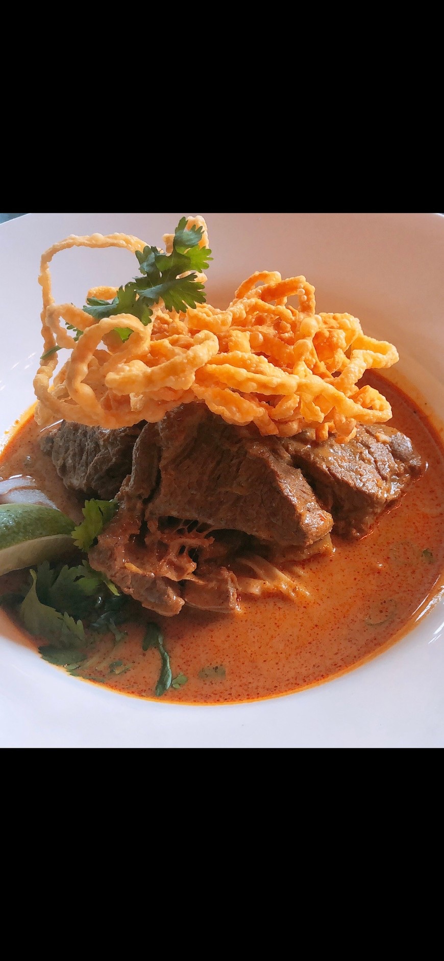 Order Khao Soi Chiang Mai Stew Beef ** (Noodle Curry) food online from Lan Larb store, New York on bringmethat.com
