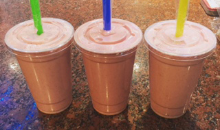 Order Strawberries on North Bergen Smoothie food online from Six Corners Café store, North Bergen on bringmethat.com