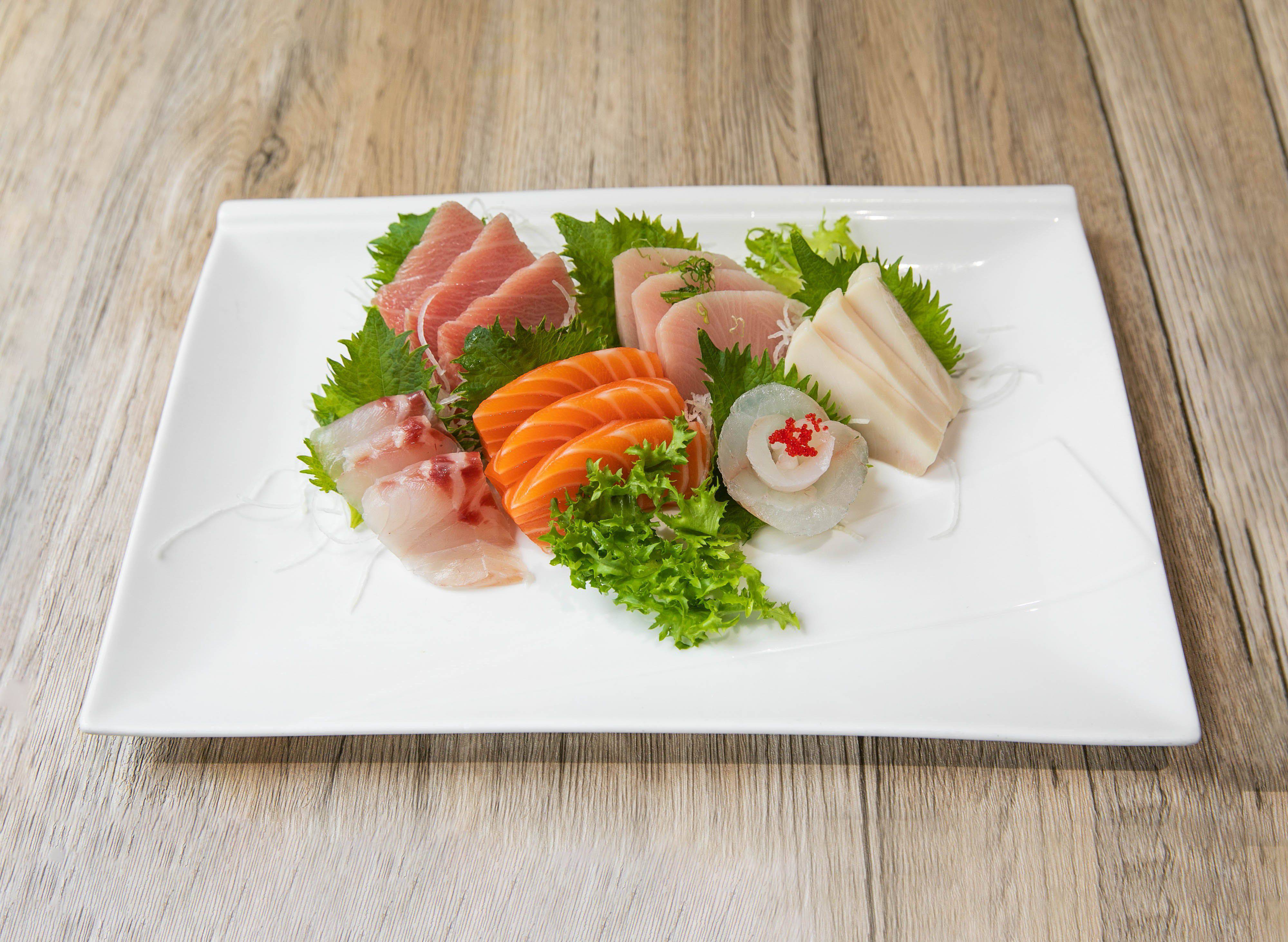 Order Sashimi Dinner Entree food online from Aji Sushi store, New York on bringmethat.com