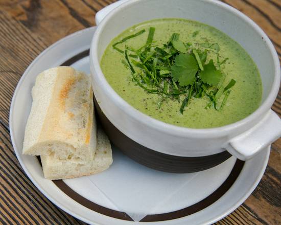 Order Broccoli, Spinach, Green Curry Soup food online from Zinqué store, Newport Beach on bringmethat.com