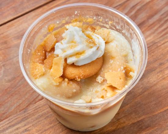 Order Banana Pudding Cup food online from Good Family Eatz store, College Park on bringmethat.com