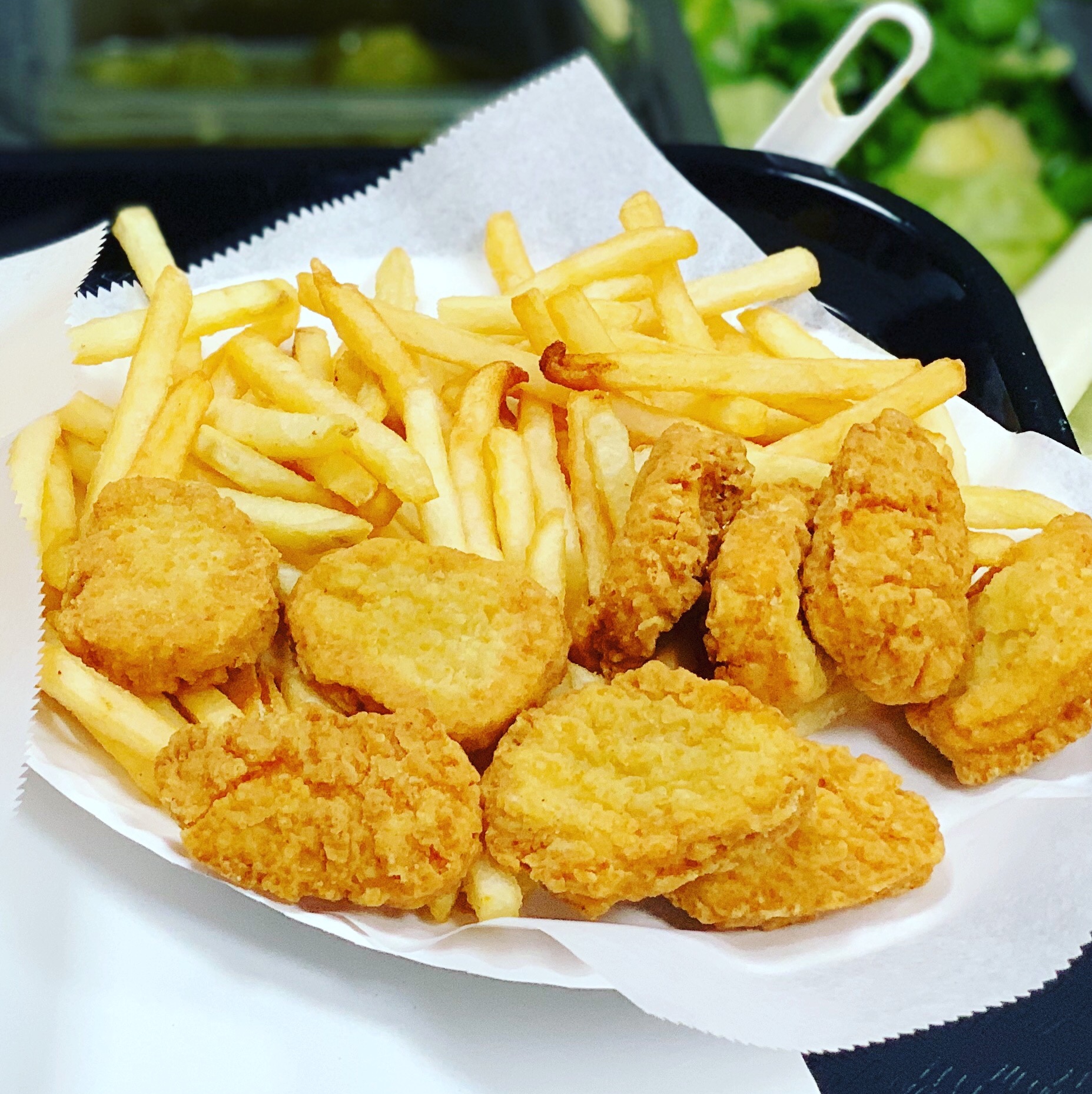 Order 6 Piece Chicken Nuggets with Fries food online from Rashel crown fried chicken store, brooklyn on bringmethat.com