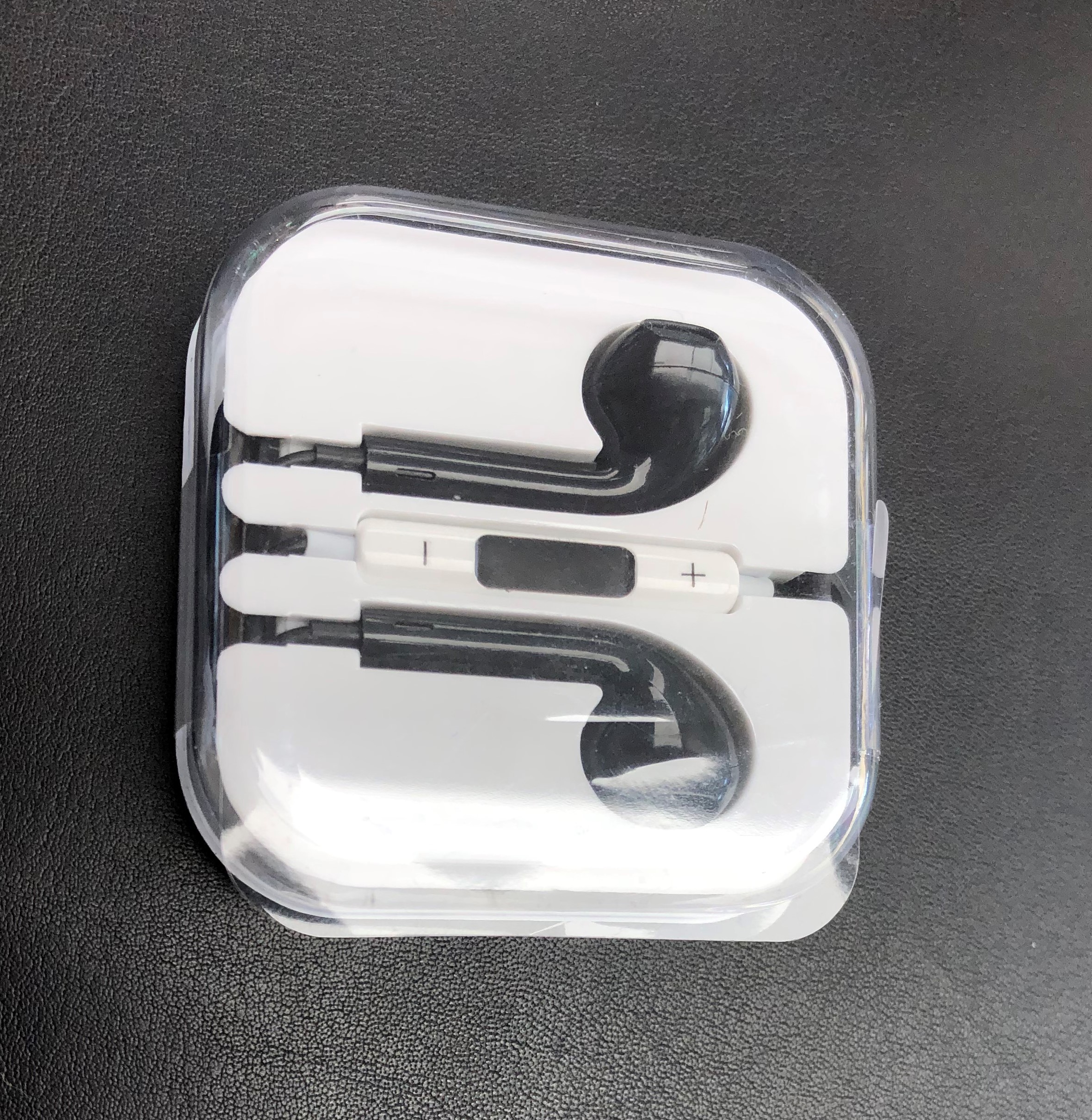 Order Black Earbuds w/ Mic -Wired food online from Chevron Extramile store, Cameron Park on bringmethat.com