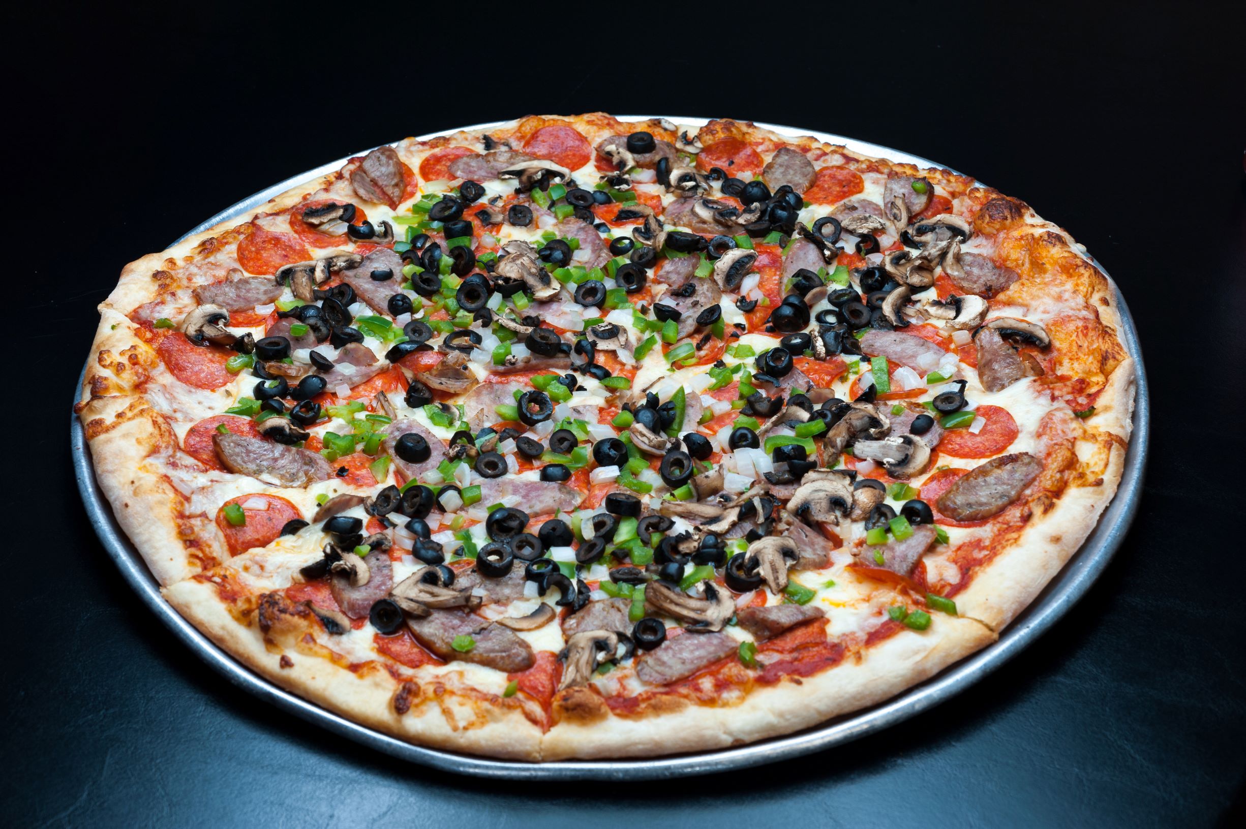 Order 18" Supreme Pizza food online from Falcone Pizzeria store, Oklahoma City on bringmethat.com