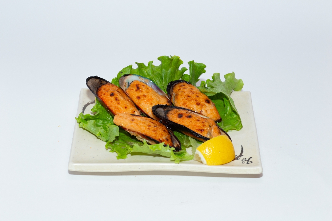 Order Baked Green Mussel food online from Taiko store, Irvine on bringmethat.com