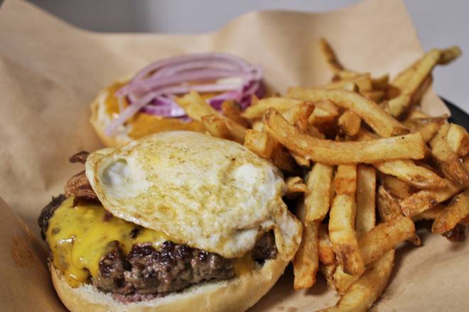 Order The Farmhouse Burger food online from Stock And Barrel store, Knoxville on bringmethat.com