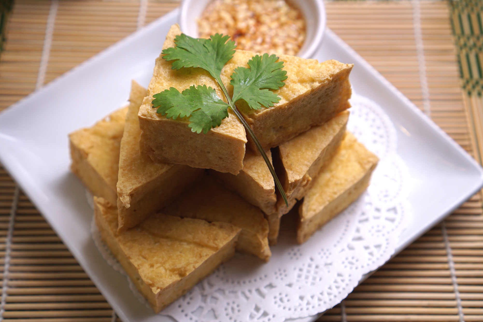 Order Golden Tofu food online from Modern Thai Restaurant store, Montebello on bringmethat.com