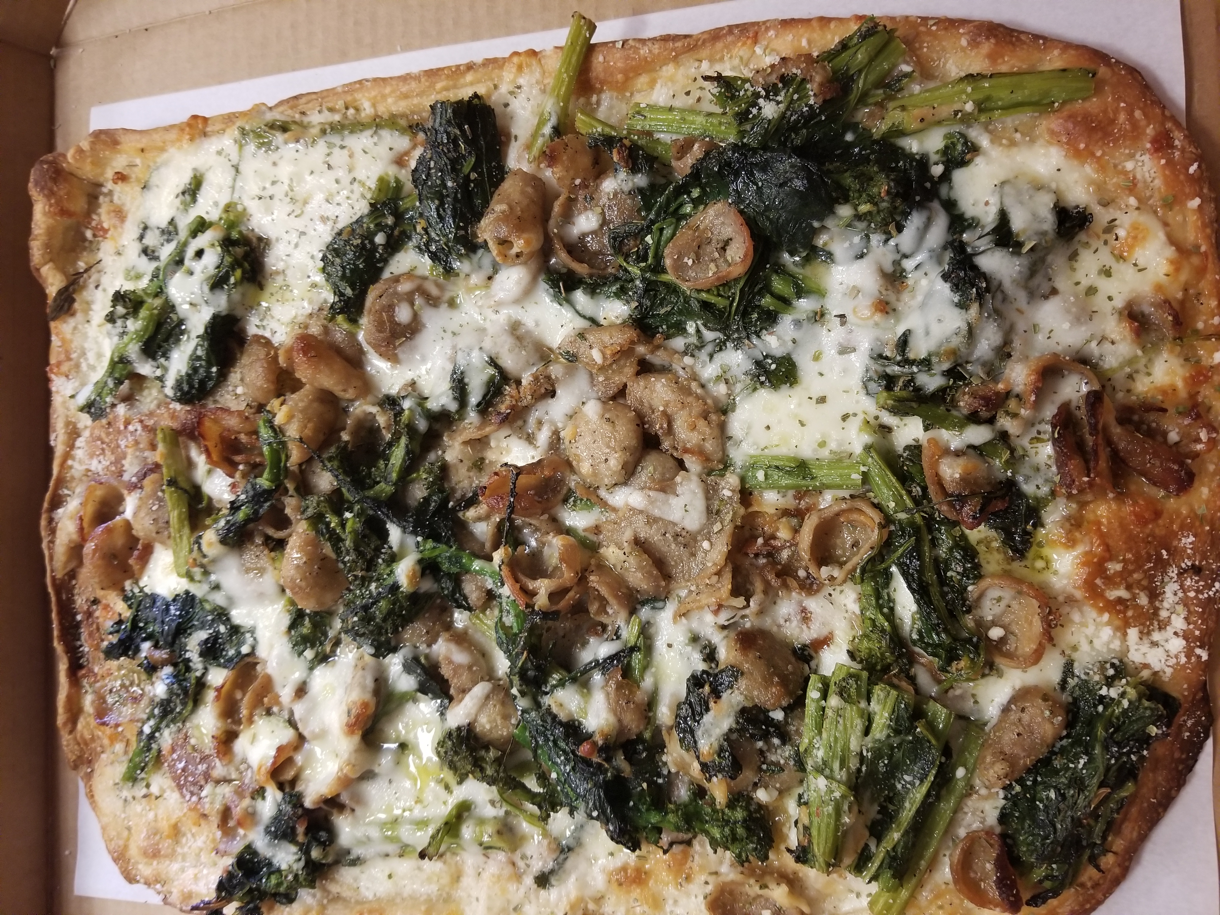 Order Grandma Broccoli di Rappa and Sausage Pizza food online from Pizza Mia store, Newburgh on bringmethat.com